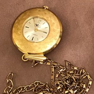 Vintage Jewels lady’s pocket watch for collectors